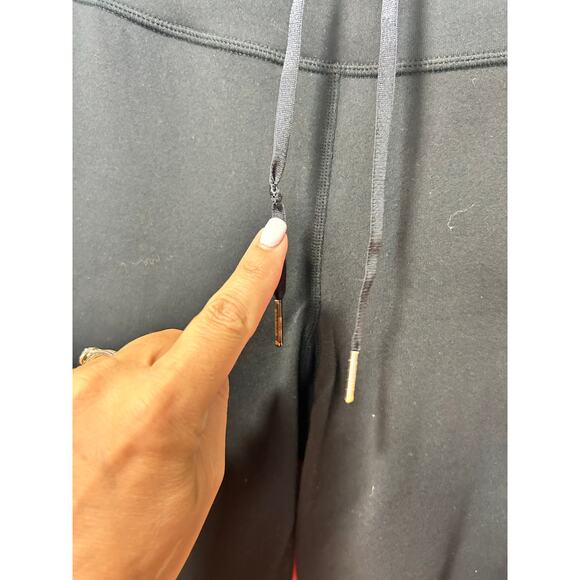 Lululemon Athletica Women's Drawstring Wide Leg Athletic Crop‎ Capri Pants Black - Picture 5 of 11